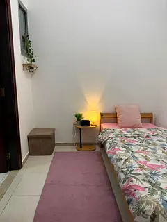 Ladies only,Mini Master room in the center of Abu Dhabi