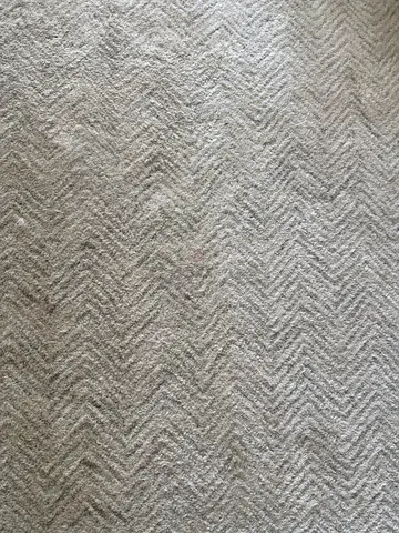 Cream textured large area rug - good condition