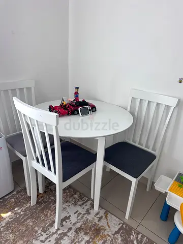 Dinning table