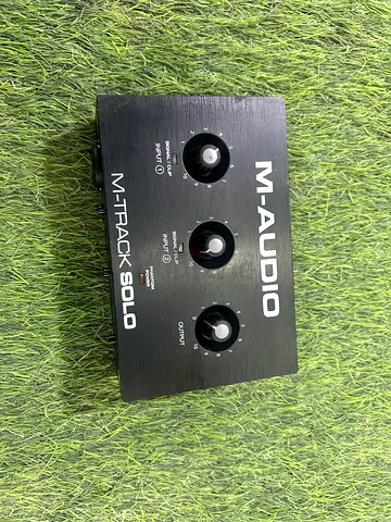 M-AUDIO M-Track SOLO Audio Interface 2Ch USB Recording Interface for MAC/PC