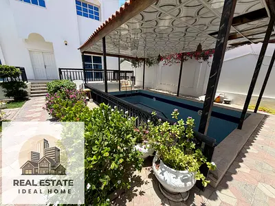 Luxury 4-Bedroom Villa with Private Swimming Pool and Garden Covered Parking