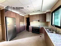 Lavish brand new corner unit with huge garden