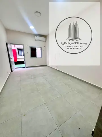 استديو للإيجار الشهري بدون فرش – شامل جميع الفواتير