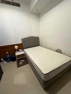 Private partition room with balcony available in jvc