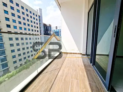 City View Studio | SOL Bay | Balcony Access