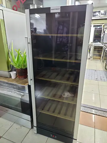 Vestfrost latest model dual zone temperature wine fridge 155 bottles capacity
