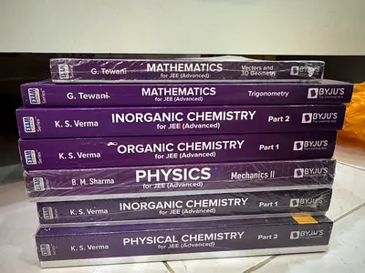 Byjus Exam Crack and JEE Preparation Books – Excellent Condition!- Mathematics, Science