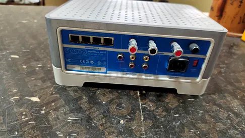 Sonos Connect (Digital Music Streamer) - Good Working Condition and cheep prices