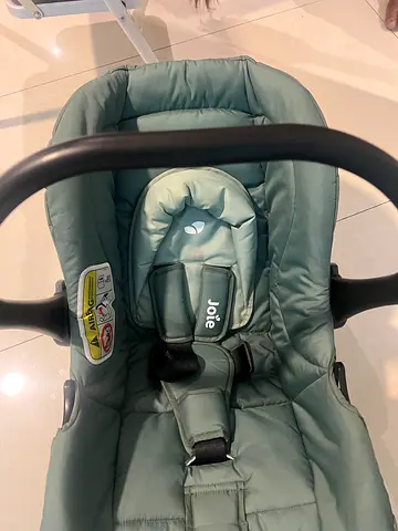 Joie Infant Car Seat - Good Condition