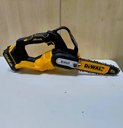 Dewalt DCCS623 Cordless Chain Saw 20v Brushless