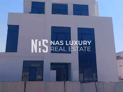 Commercial 4BR Villa | 3 Streets | used for all commercial activities