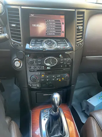 2011 Infiniti FX50 照片 2