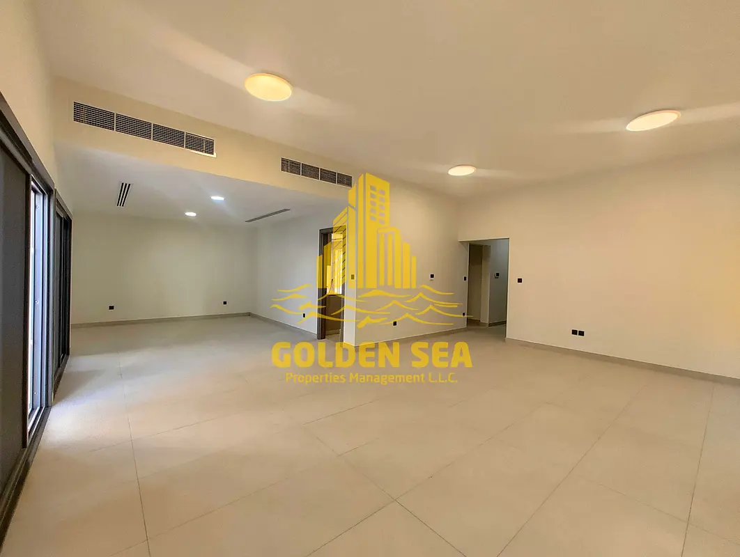 NEWLY RENOVATED| SPECIOUS 6 MASTER BR W MAID| BACKYARD
