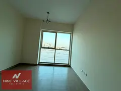 LUXURY LIVING. 1 BHK . NEAR TO INSURANCE MARKET METRO