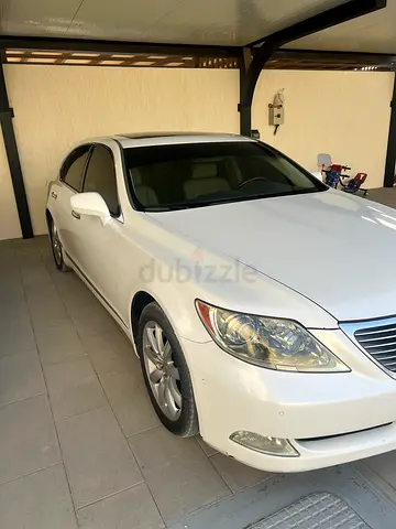 Lexus LS 460 2009 - Japanese Specs - Pristine Condition