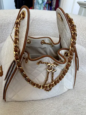 CHANEL 25 AUTHENTIC very RARE