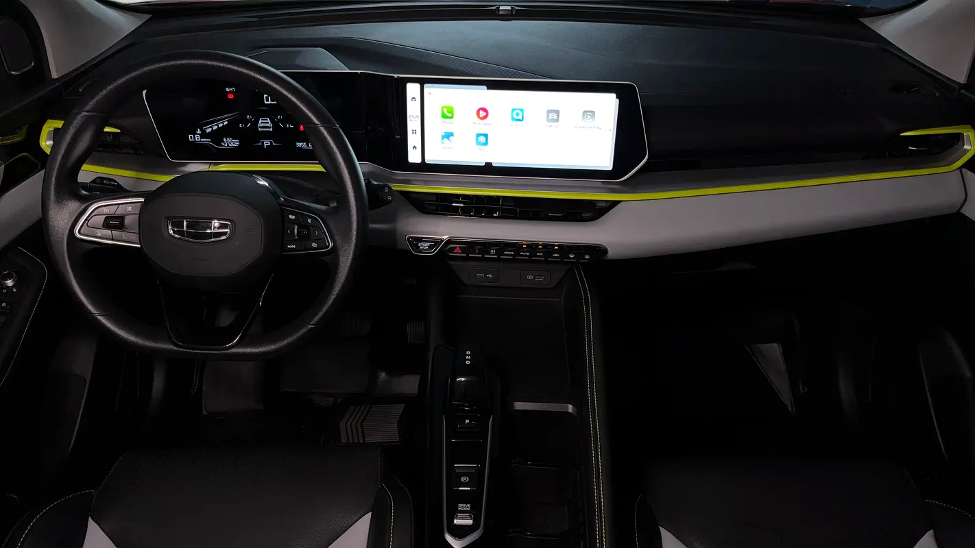 Geely Coolray 2025