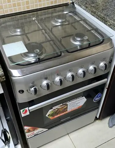 Gas Cooker with Oven