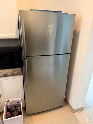 Samsung 720 litters Top Freezer Refrigerator - Stainless Steel, Good Condition