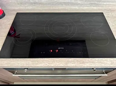 Smeg built in Electric Cooktop Exellent Condition