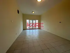 1 BR WITH BALCONY 2 MINTS FROM METRO