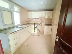 [[ MUWAILIAH BUS STATION ]] FAMILY BUILDING BIG HALL 2 BHK 2 WASHROOM ONLY 40K PRIME LOCATION MUWAIL