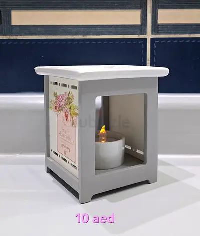 Compact Ceramic Oil Burner / Wax Melt Warmer - White