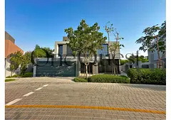 Corner Unit | Huge Plot | Signature 5BR Villa + Elevator | Prime Location