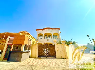 🏡 فيلا فاخرة ونادرة للبيع في الروضة 1 – عجمان  ✨ فرصة سكنية واستثمارية مميزة | تملك حر لجميع الجنسيات