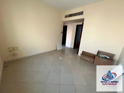 بالقرب من الشاطئ | غرفة وصالة للإيجار في المجرة مساحة كبيرة تكيف وغاز مركزي سعر ممتاز وتسهيلات في السداد موقع ممتاز سهل الوصول الى مخرج دبي.
