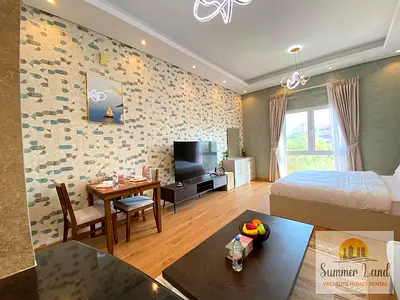 HIGLY UPGRADED APT!!! - FULLY FURNISHED STUDIO ON MONTHLY BASIS