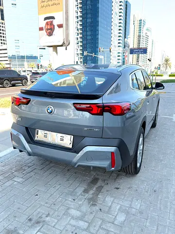 2027 BMW X2 照片 8