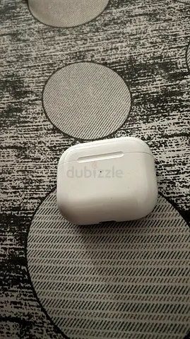 Apple AirPods (charging case) - Good working condition