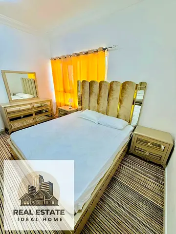 LUXURY FURNISH READY TO MOVE 1BHK WITH CORNISH VIEW // FAMILY BUILDING// RENT JUST 39,90