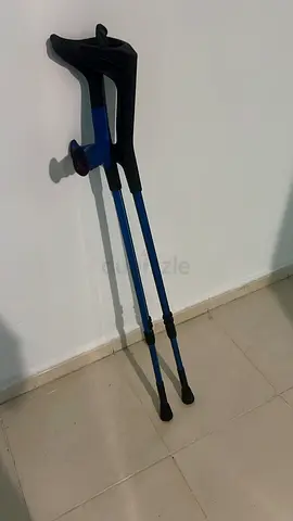 Adult crutches and walkers for free