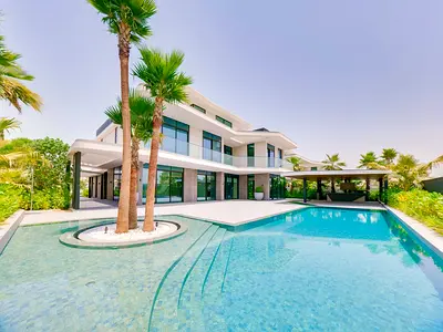 Best Golf Views | Landscaped/Pool| 6 Bed+2 Maid