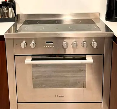 Scholts Electric ceramic cooking range 90x60cm
