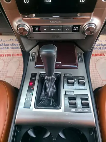 2017 Lexus GX-SERIES — миниатюра 18