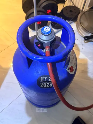 Abudhabi Blue LPG Gas Cylinder with Hose and Regulator - Good Condition