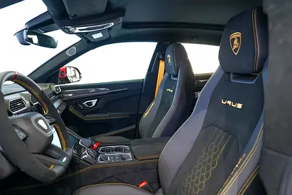 صورة مصغرة 8 لـ 2024 Lamborghini URUS