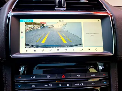 صورة مصغرة 13 لـ 2019 Jaguar F-PACE