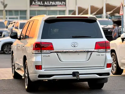 2018 Toyota LAND CRUISER 照片 3
