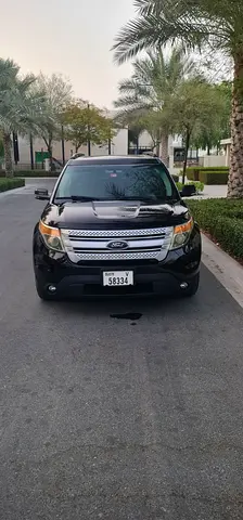 GCC V6 4WD 7 seater FORD EXPLORER “good condition”. Expat Lady Owner.