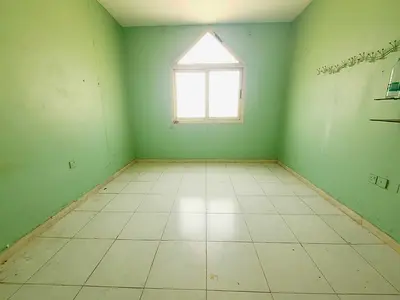 LAVISH 1BHK APARTMENT FOR FAMILY WITH BALCONY