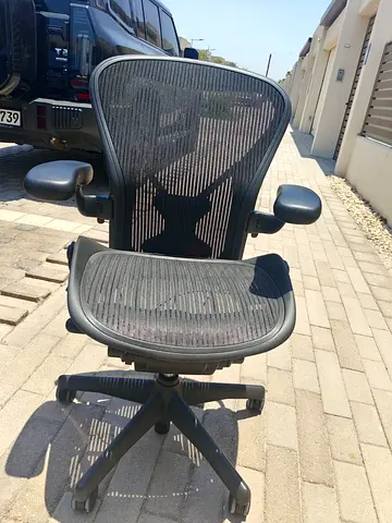 Herman Miller Aeron Chair Size B with Full adjustment