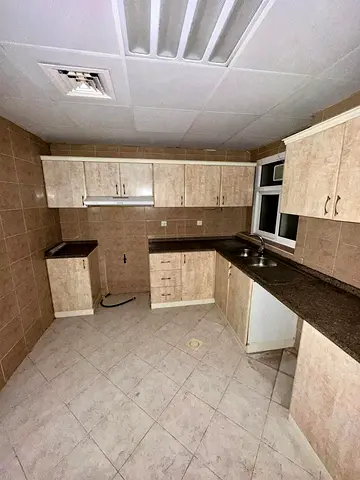 🏡 للبيع شقة غرفة وصالة في برج تايجر 2 ✨ فرصة مميزة لامتلاك شقة في أحد الأبراج المميزة، مناسبة للسكن أو الاستثمار، مع خدمات متكاملة وموقع حيوي. 📋 ت