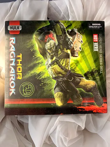 Thor Ragnorak Gladiator Hulk Action Figure
