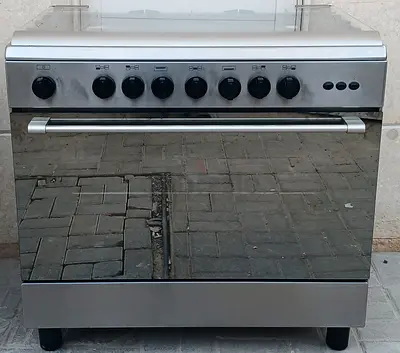 90x60cm BOMPANI gas cooker with 5burners good condition