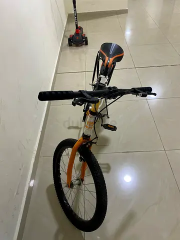 Well-maintained adult mountain bike - used, good condition