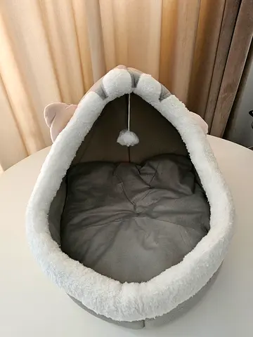 House for a cat, new.